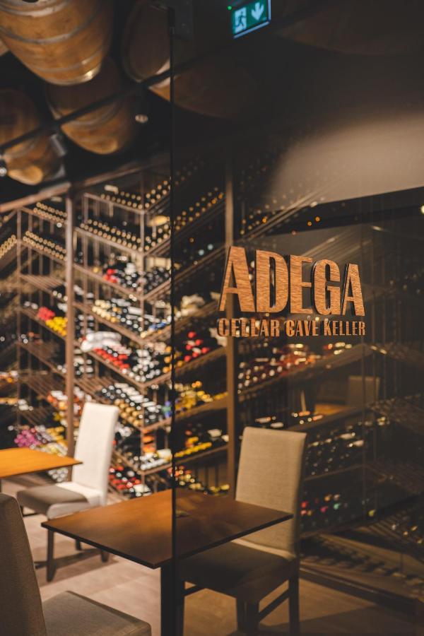 Mw Douro Wine & Spa Santa Marta de Penaguião Eksteriør bilde Adelaga Wine Shop