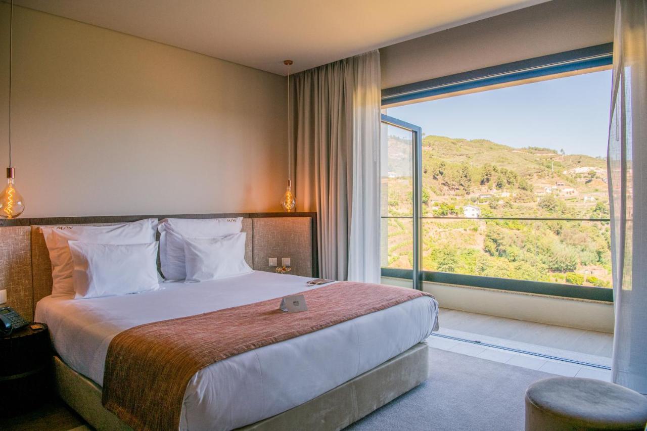 Mw Douro Wine & Spa Santa Marta de Penaguião Eksteriør bilde Deluxe room