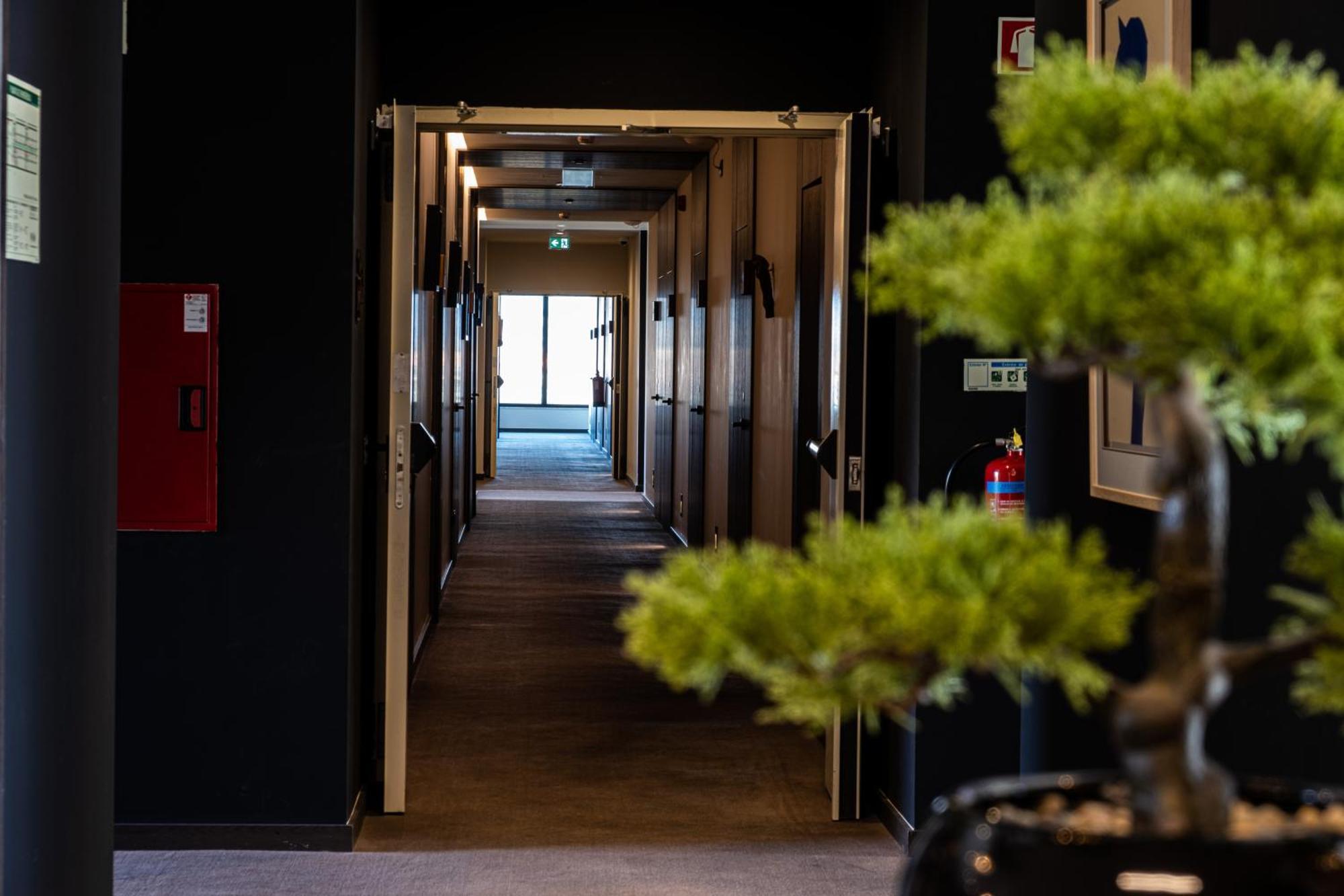 Mw Douro Wine & Spa Santa Marta de Penaguião Eksteriør bilde A corridor at the hotel